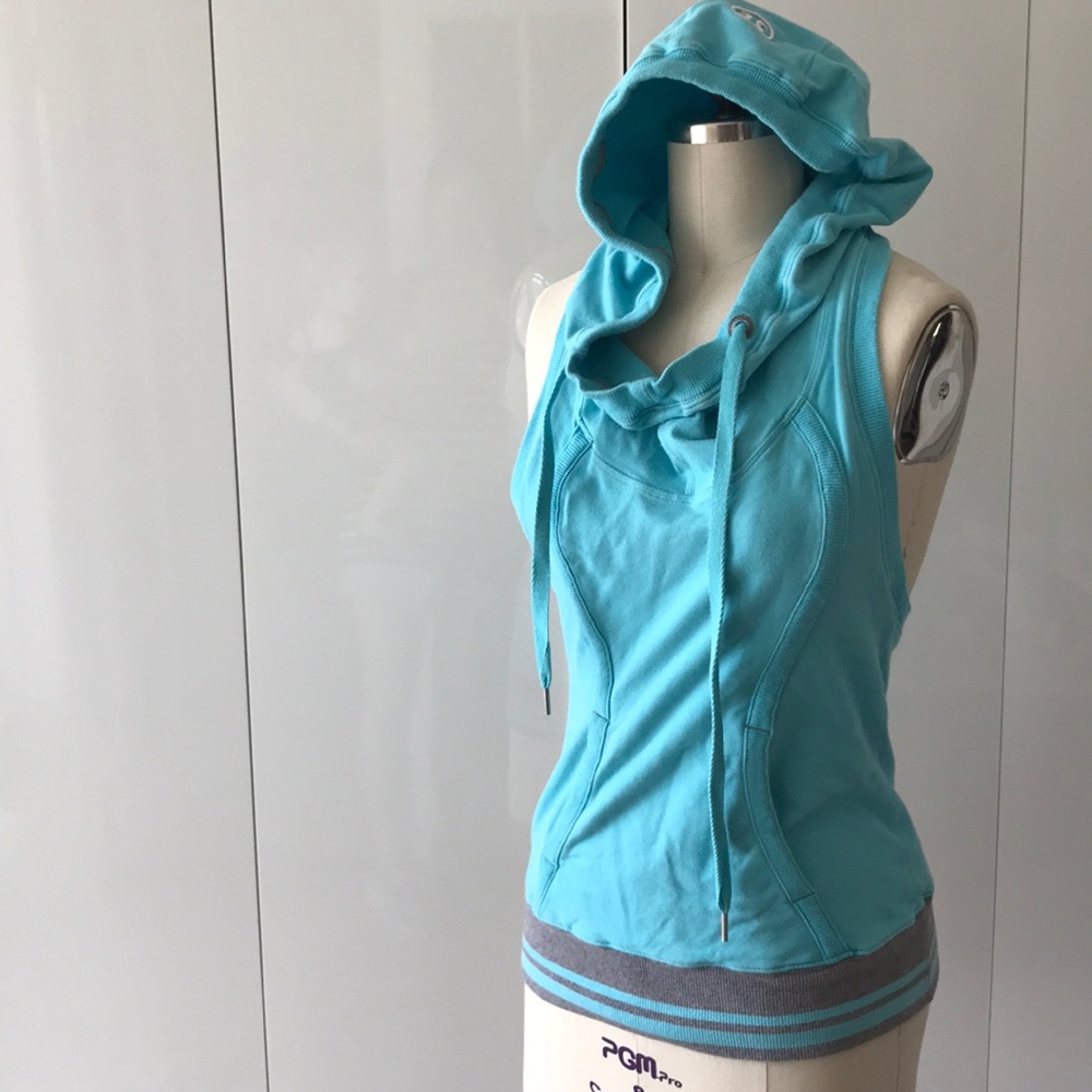 Lululemon Racer back sweatshirt with hood & pocket